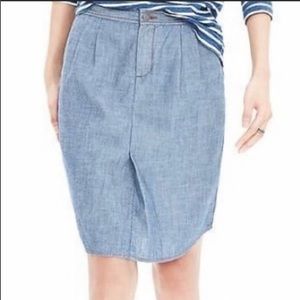 Banana republic chamboray skirt